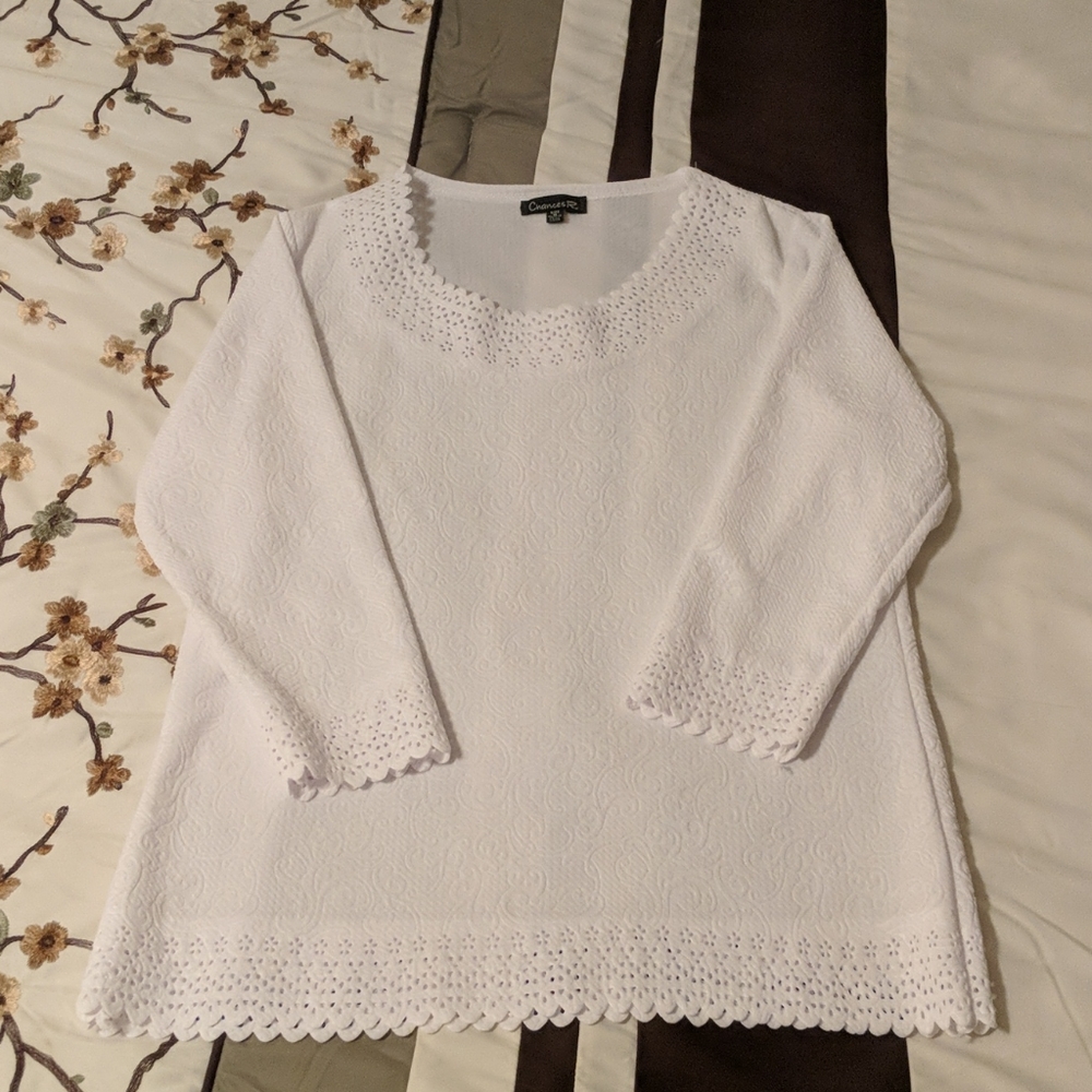 NWOT Chances R white tunic top